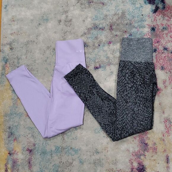2 Pair NVGTN Compression Leggings in Snakeskin & Lavandar Size XS - Picture 1 of 11